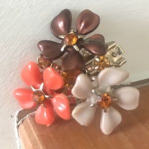 Vintage clip on broach - 1940s jewelry antique